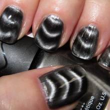 Zasady malowania paznokci lakierem magnetycznym