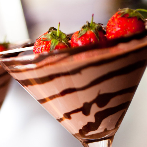 Jak zrobić doskonały koktajl czekoladowo-truskawkowy?