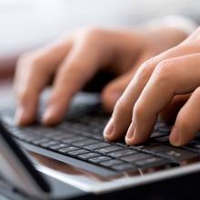 Jak poprawnie zredagować informację prasową?