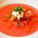 Jak przyrządzić smaczną zupę rabarbarową?