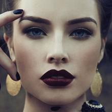 Ciekawy sposób wykonania jesiennego makijażu