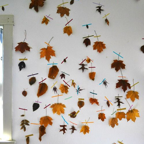 Jak zrobić ciekawą jesienną ozdobę – papierowe liście?