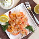 Jak przyrządzić smaczne krewetki z sosem koperkowym?