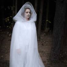 Jak przebrać się za straszną Białą Damę?