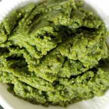 Jak przyrządzić pyszne pesto migdałowe?