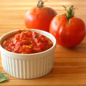 Jak zrobić sos do spaghetti z pomidorów