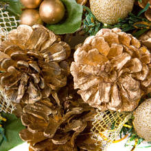 Ciekawy sposób ozdabiania szyszek sosnowych