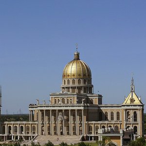 Ogród i nocleg przy bazylice