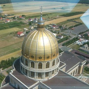 W kościelnych podziemiach