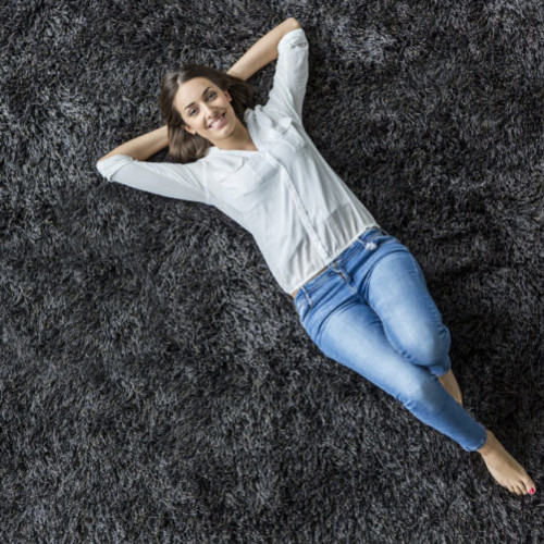 Jak wybrać odpowiedni dywan do mieszkania?