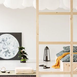 Spanie w gorsecie ortopedycznym - czy to dobre rozwiązanie?